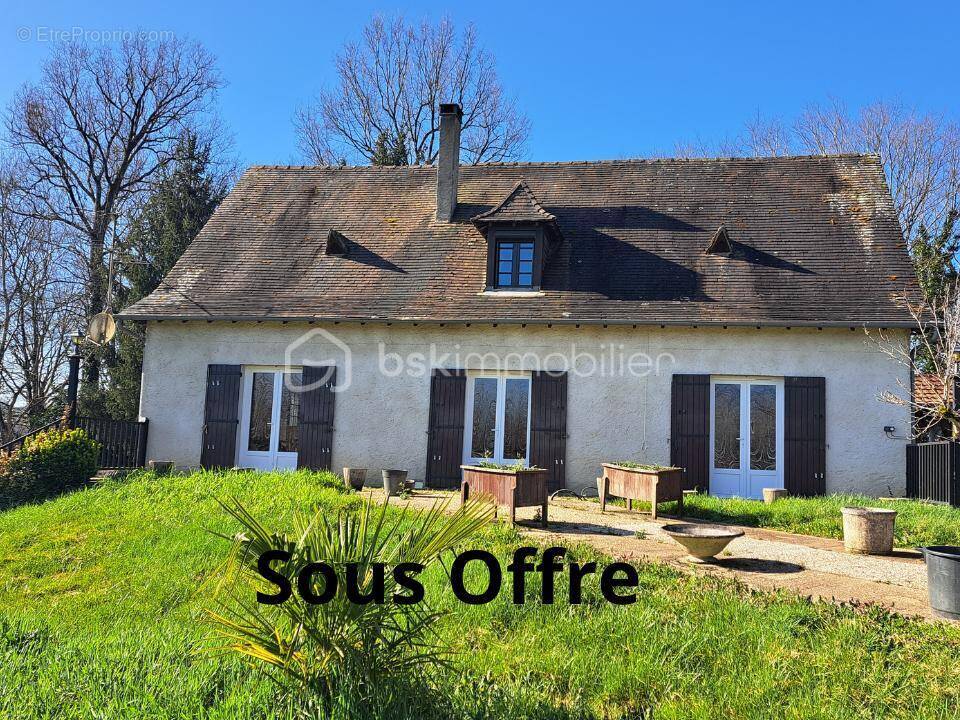 Maison à SAINT-ASTIER