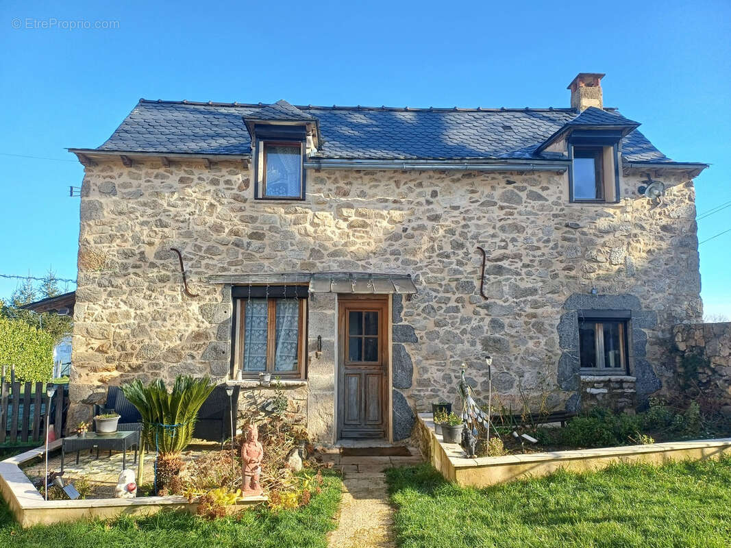 Maison à MALEVILLE