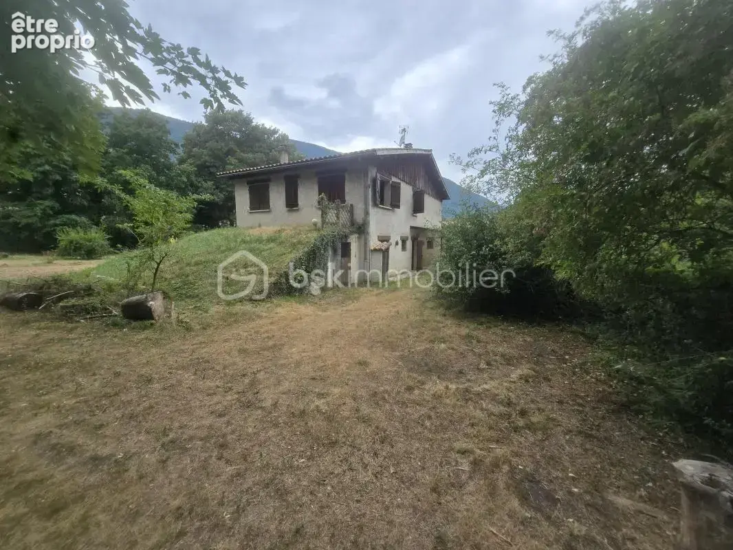 Maison de caractère à rénover au Péage-de-Vizille – 118 m² habitables – 3 588 m² de terrain - photo 15