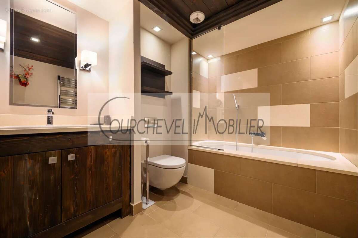 Appartement à LA PERRIERE