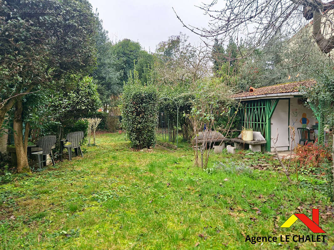 Maison à VILLENEUVE-LE-ROI