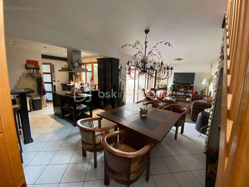 Maison à ABLON-SUR-SEINE