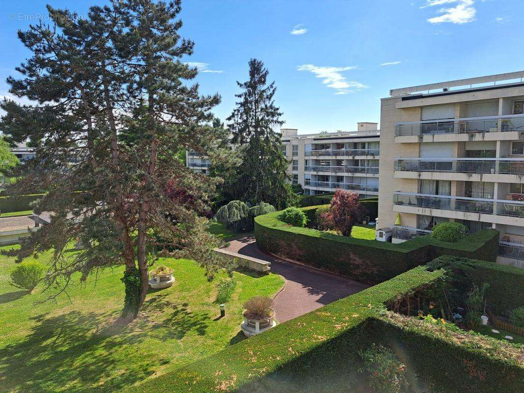 Appartement à BAILLY