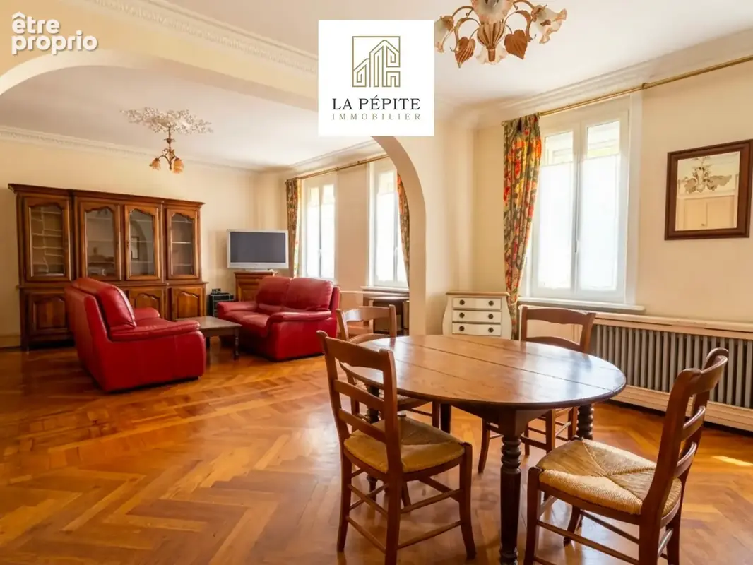Maison avec 10 pièces en vente à Avesnes-Les-Aubert (59) - photo 5