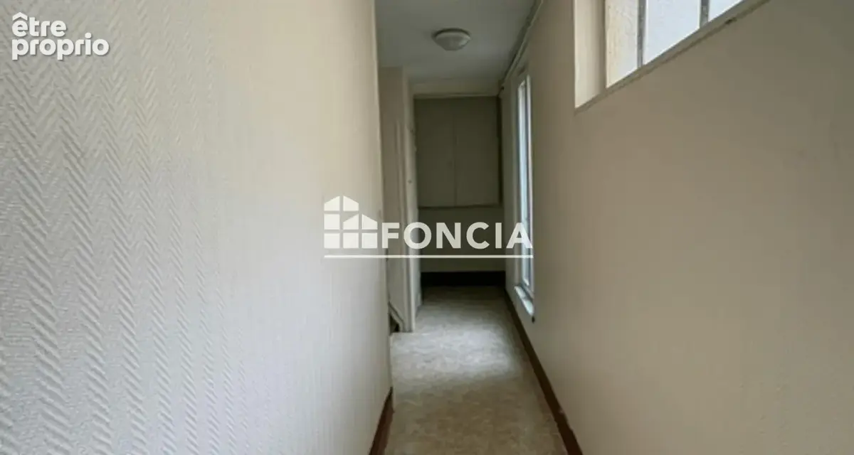 CHARLEVILLE - MÉZIÈRES - Appartement 2 pièces a rénover - 51m2 - photo 5