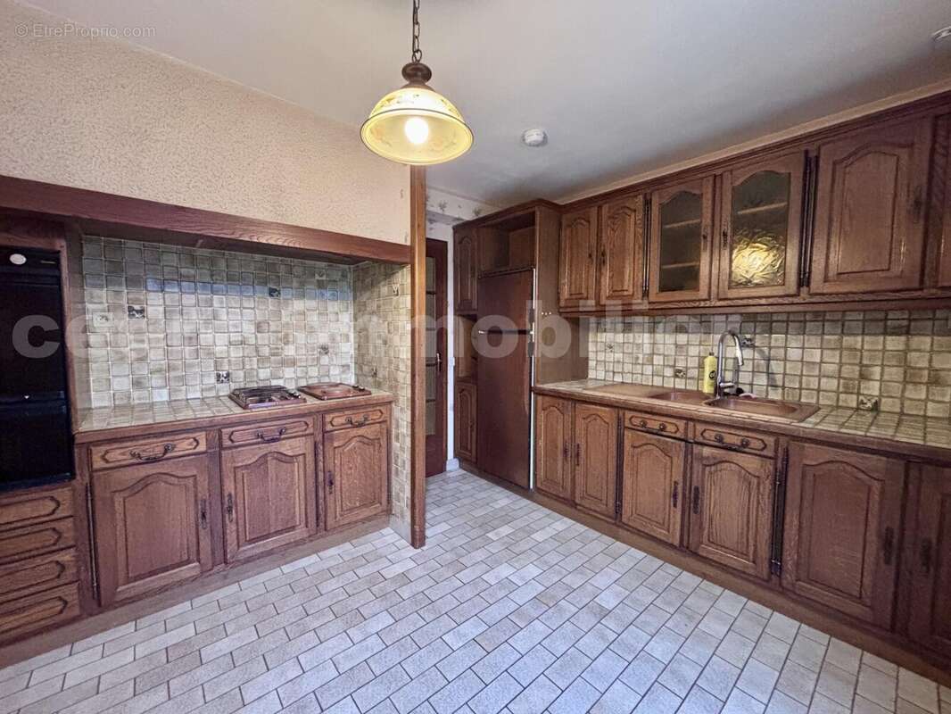 IMG_0352 - Maison à SAINT-PRYVE-SAINT-MESMIN