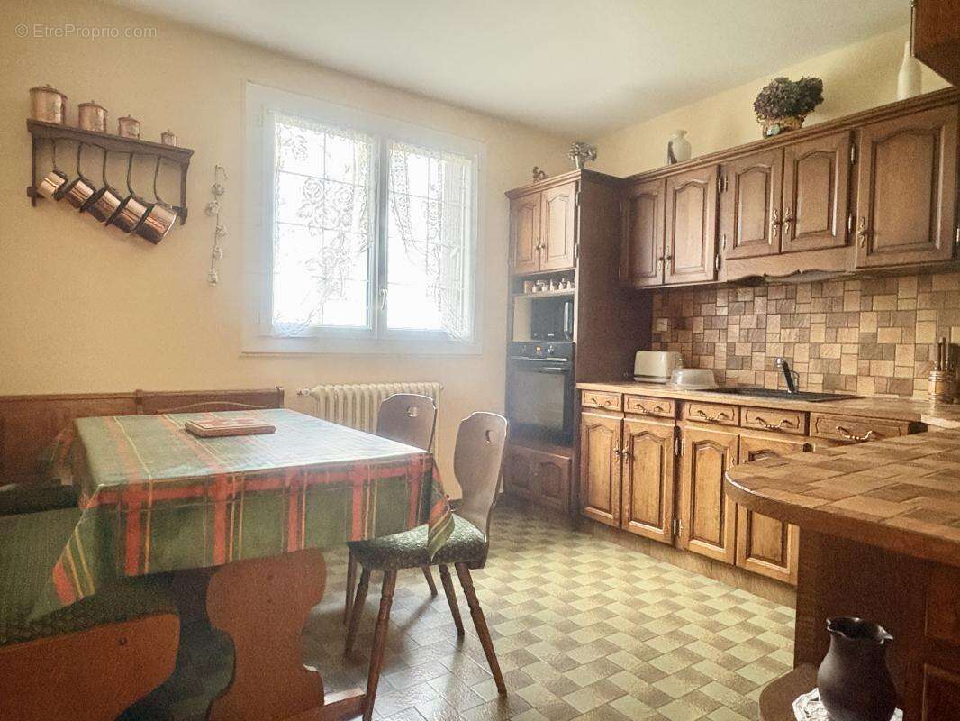 Maison à CERISY-LA-SALLE