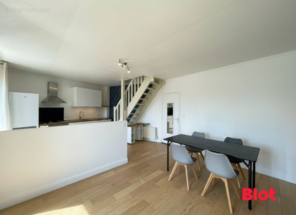 Appartement à BAIN-DE-BRETAGNE