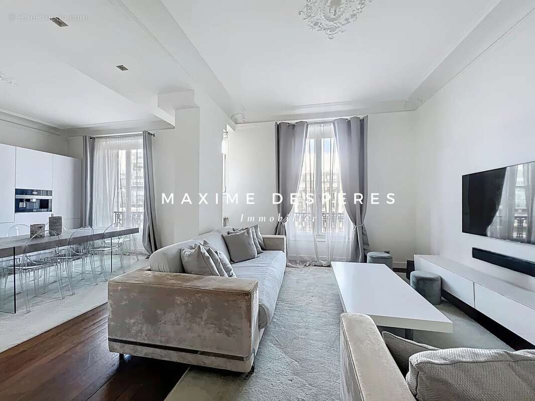 Appartement à NEUILLY-SUR-SEINE