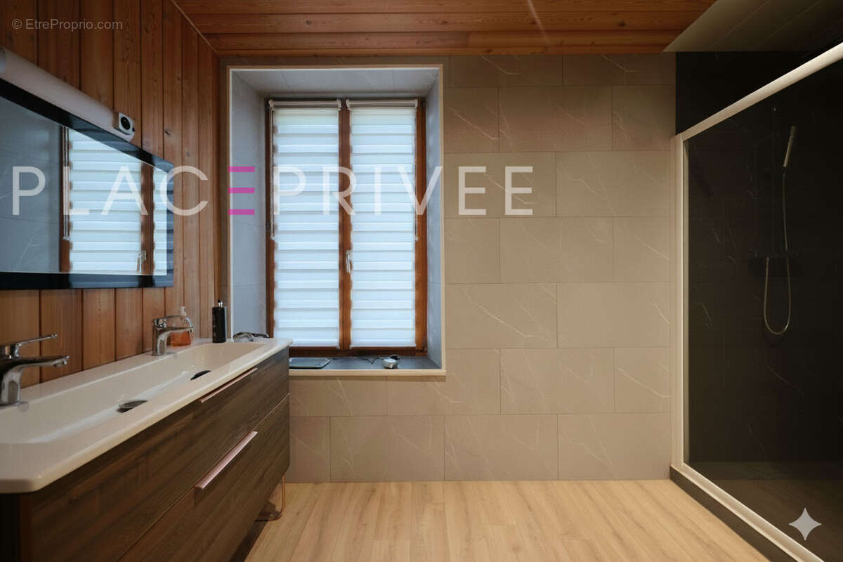 Maison à GEMAINGOUTTE