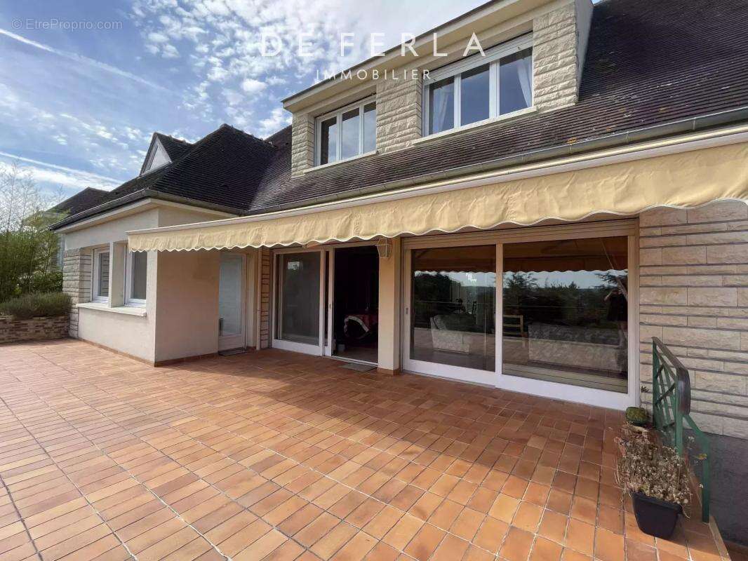 Maison à VILLIERS-SAINT-FREDERIC