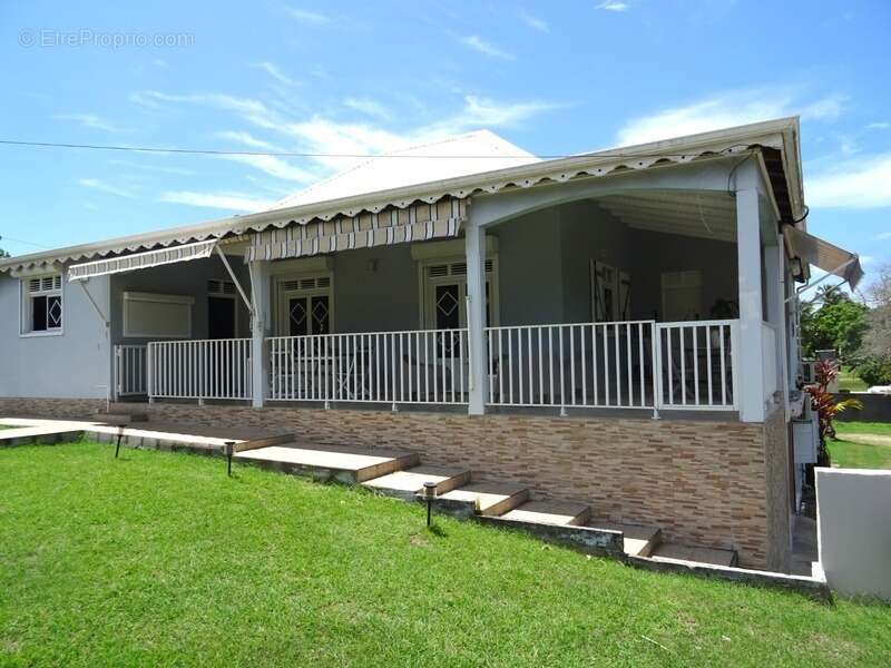 Maison à SAINT-FRANCOIS