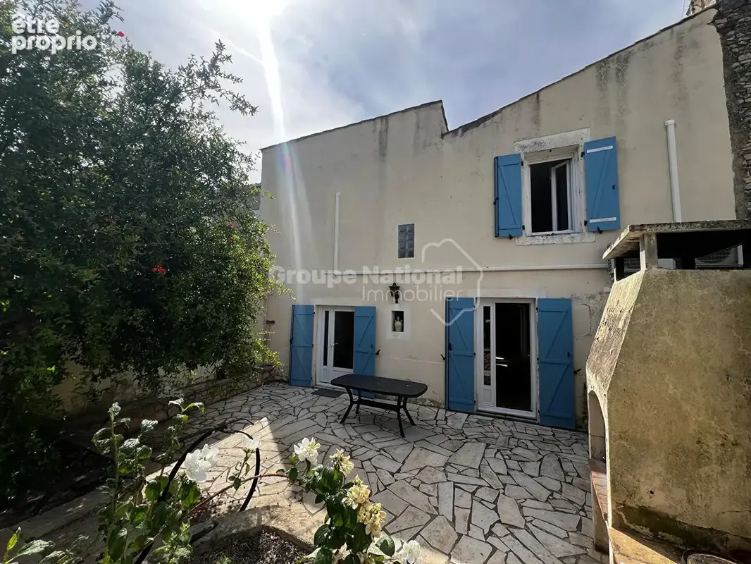 Maison 3 chambres, jardin et dépendance au coeur du village - photo 2