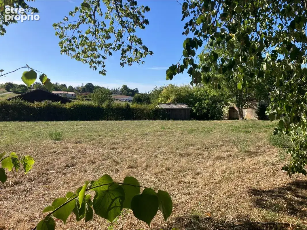 Terrain à FLAUGEAC