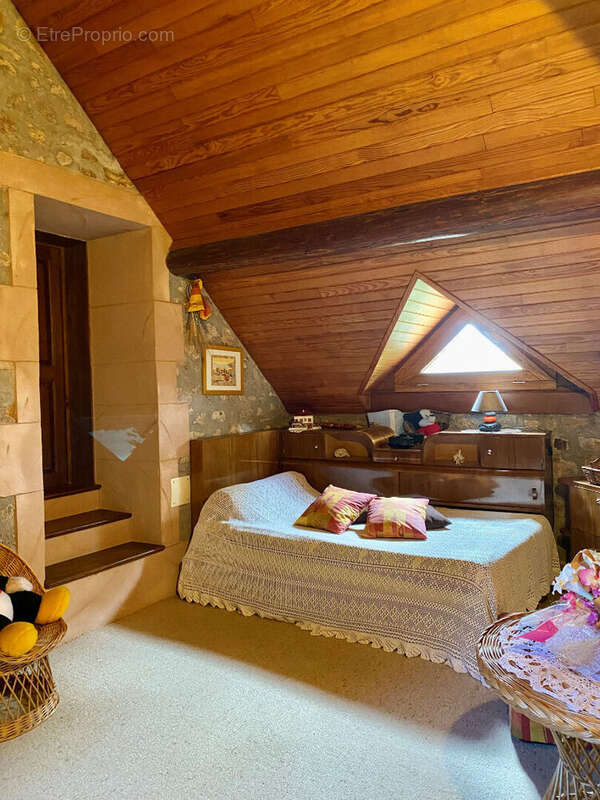 Maison à TOULON-SUR-ARROUX