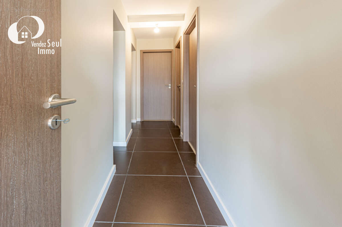 Appartement à POISY