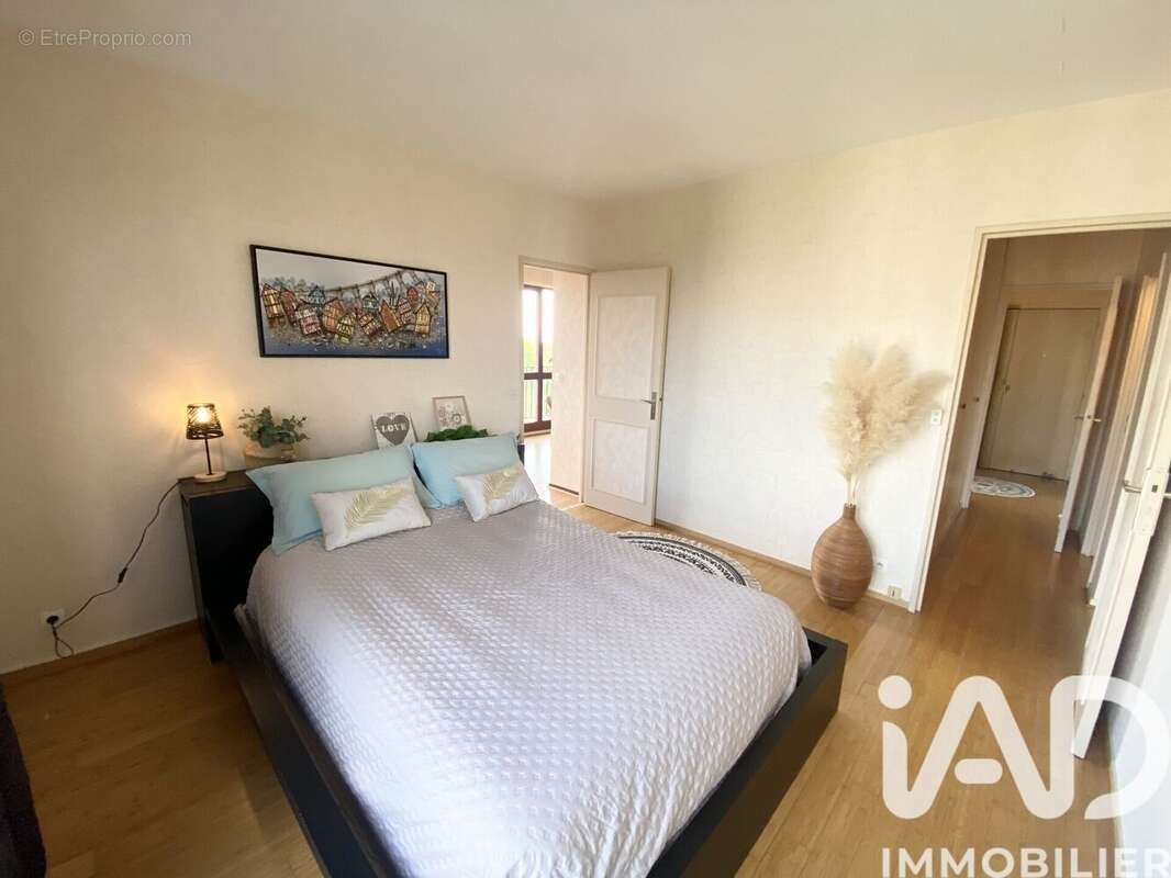 Photo 4 - Appartement à RIS-ORANGIS