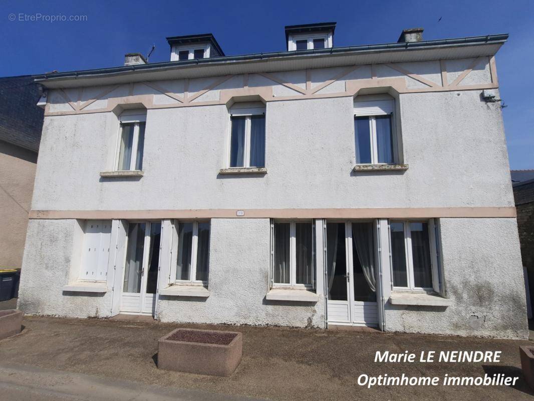 Maison à PLUSSULIEN
