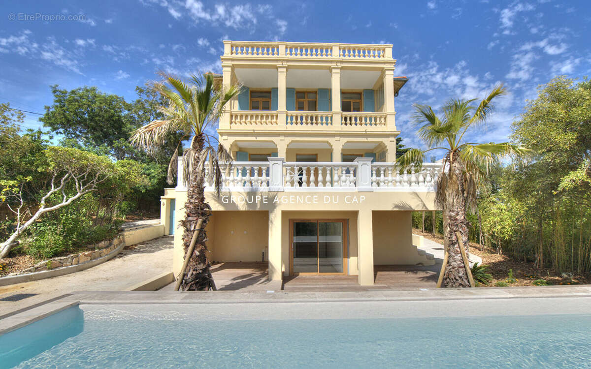 Maison à SAINT-RAPHAEL