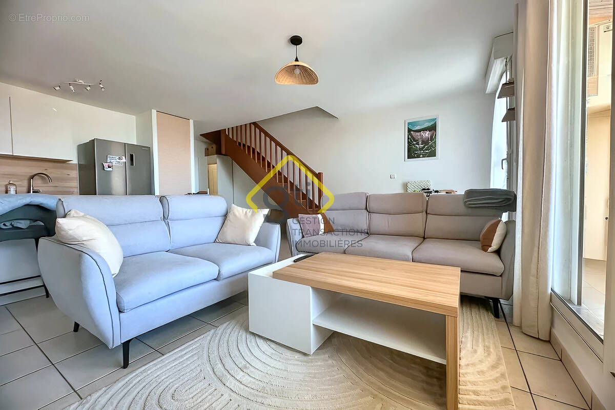 Appartement à SAINT-DENIS