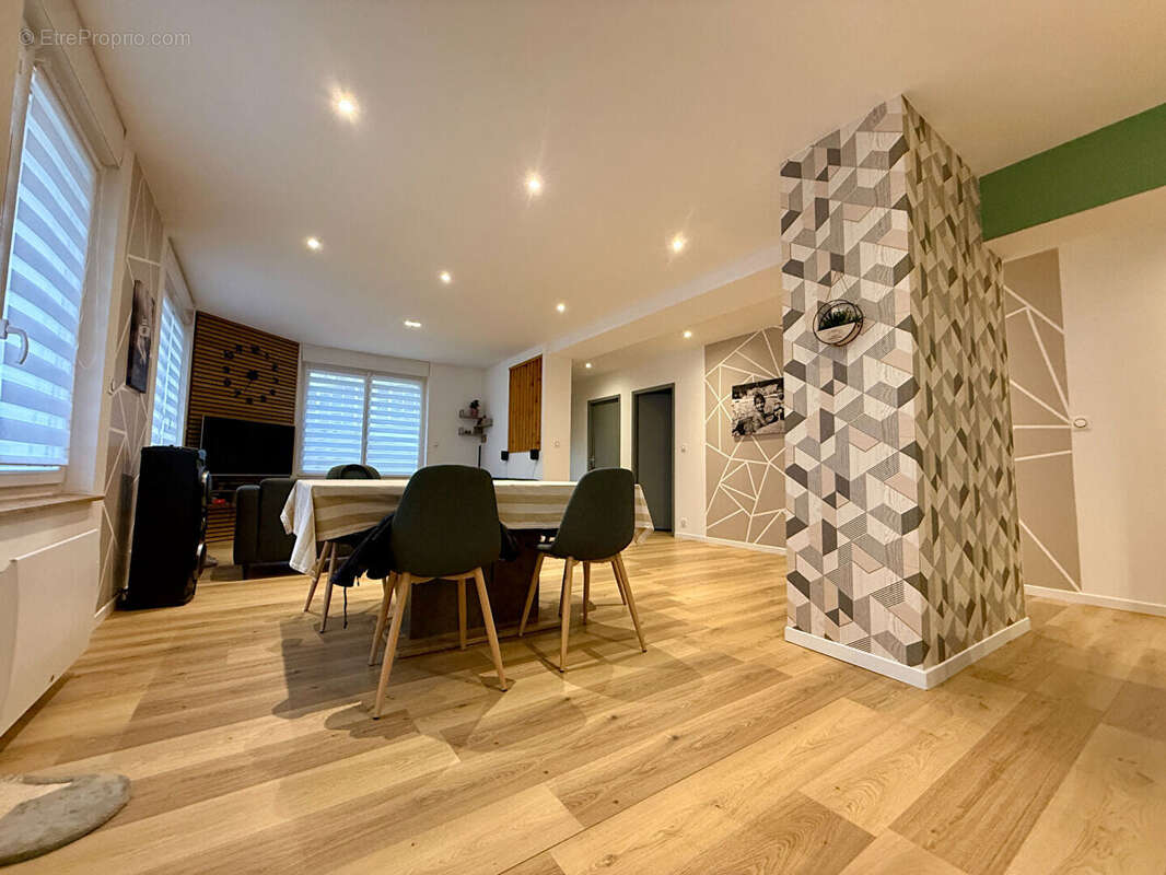 Appartement à ANOULD