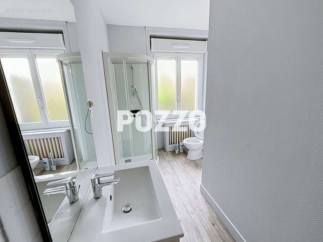 A VENDRE - IMMEUBLE en monopropriété 177m² - Centre-ville de Saint-Hilaire-du-Harcouët - photo 16