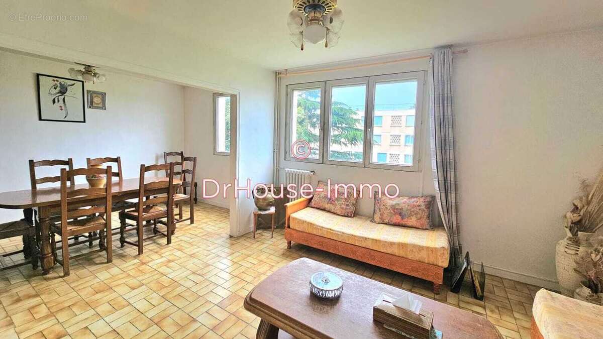 Appartement à TRAPPES