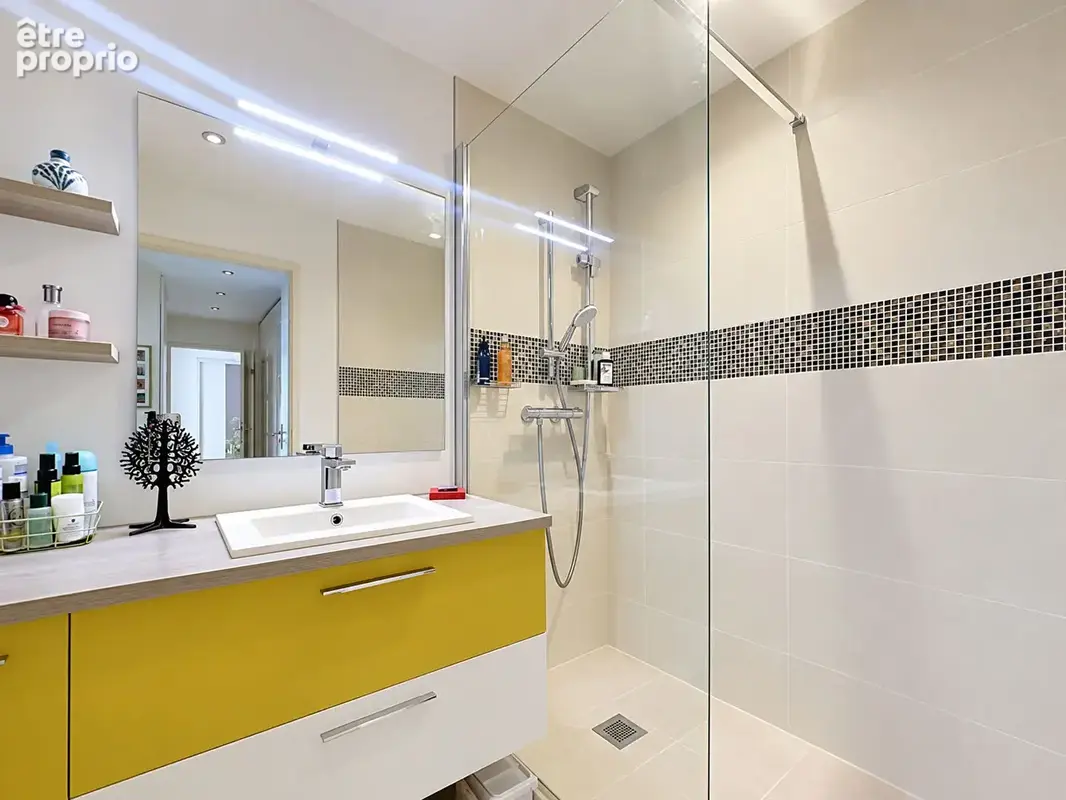 Appartement  dans un cadre privilégié au CENTRE VILLE - photo 6