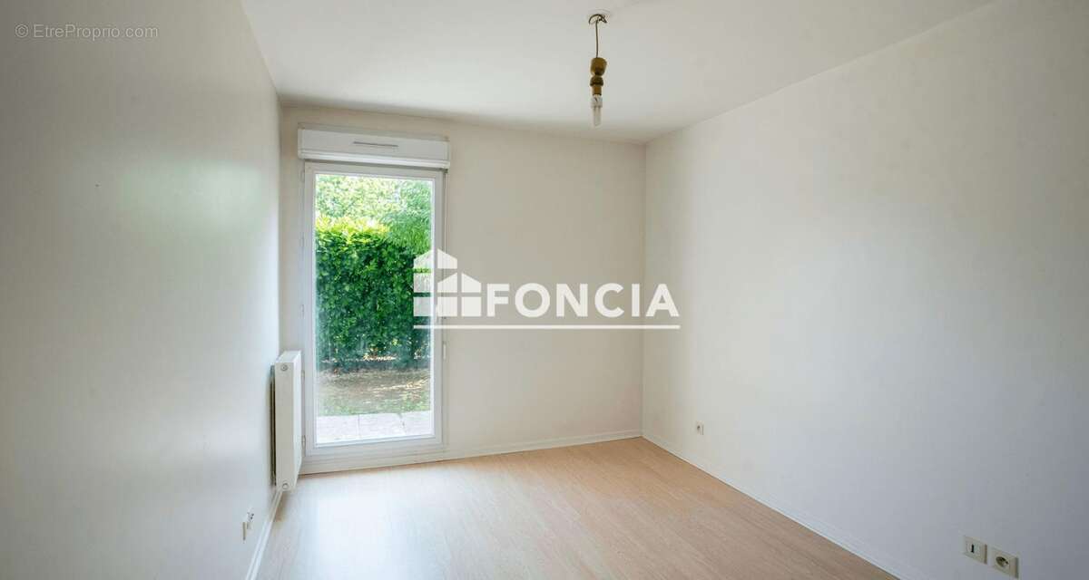 Appartement à ELANCOURT