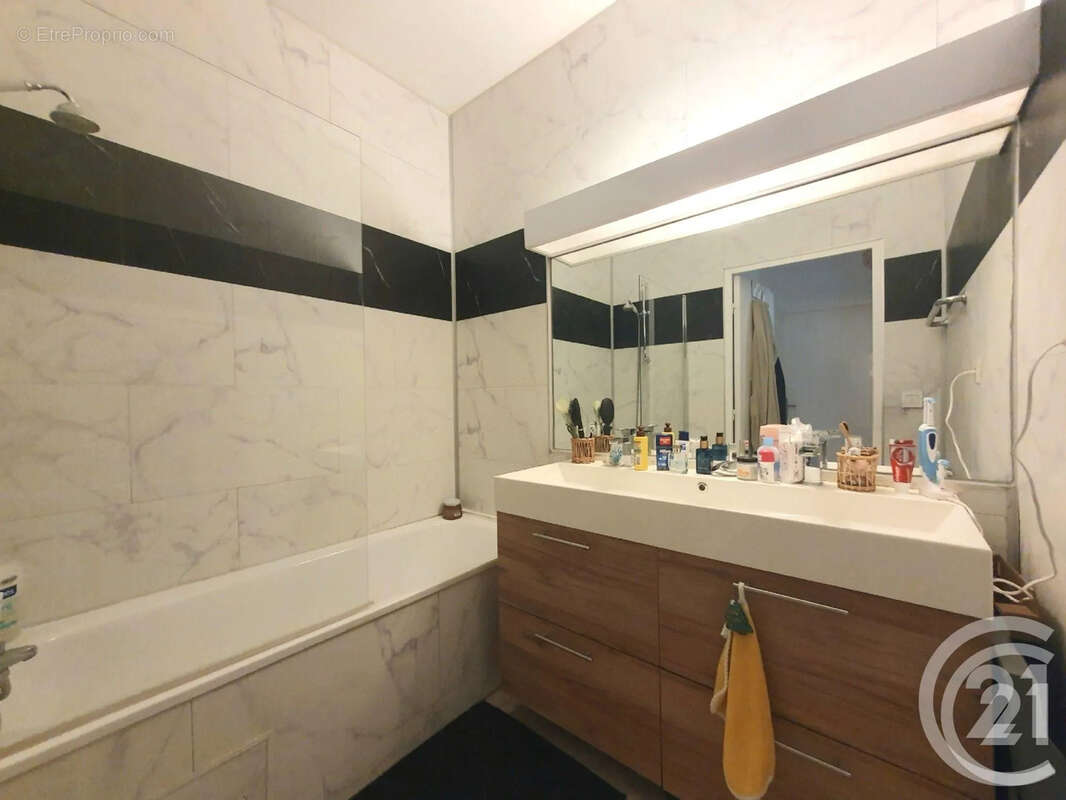 Appartement à LYON-3E