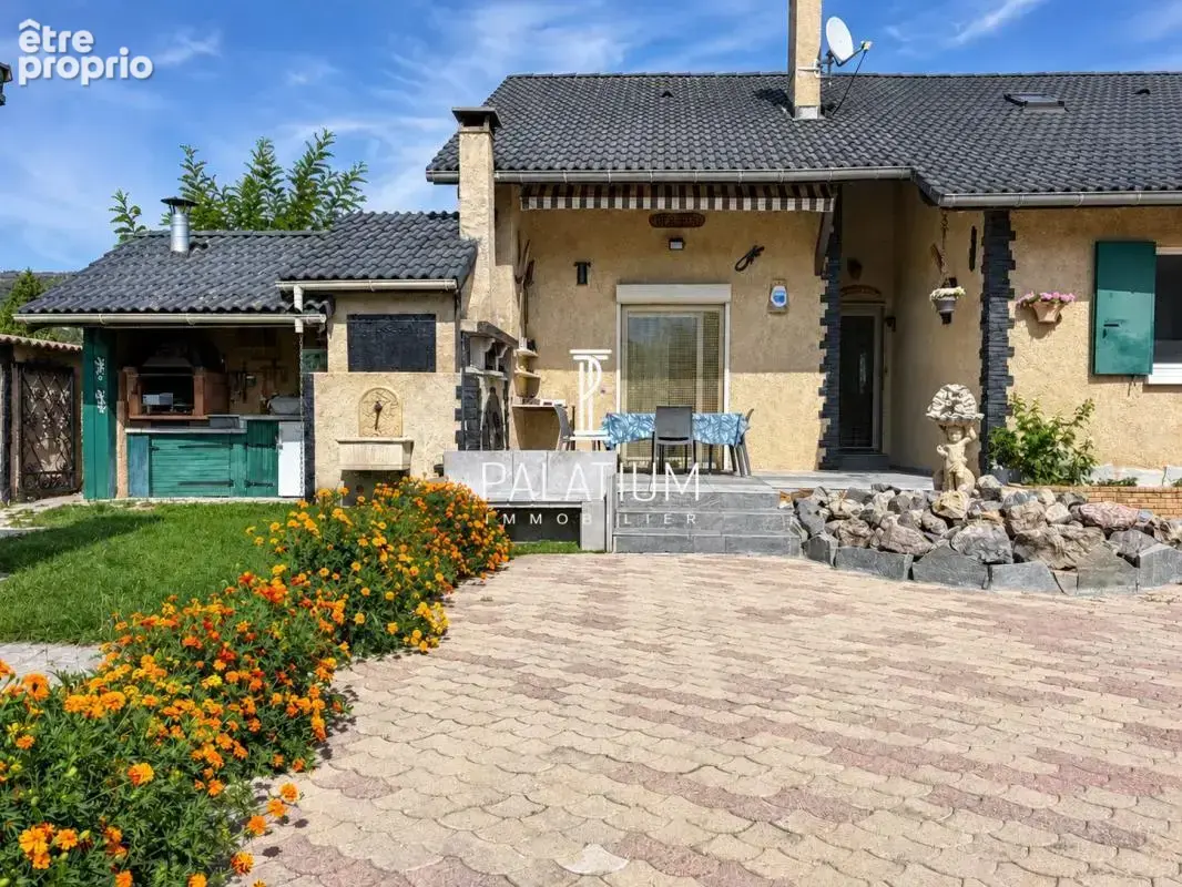 Espace et piscine : la maison de famille idéale - photo 3