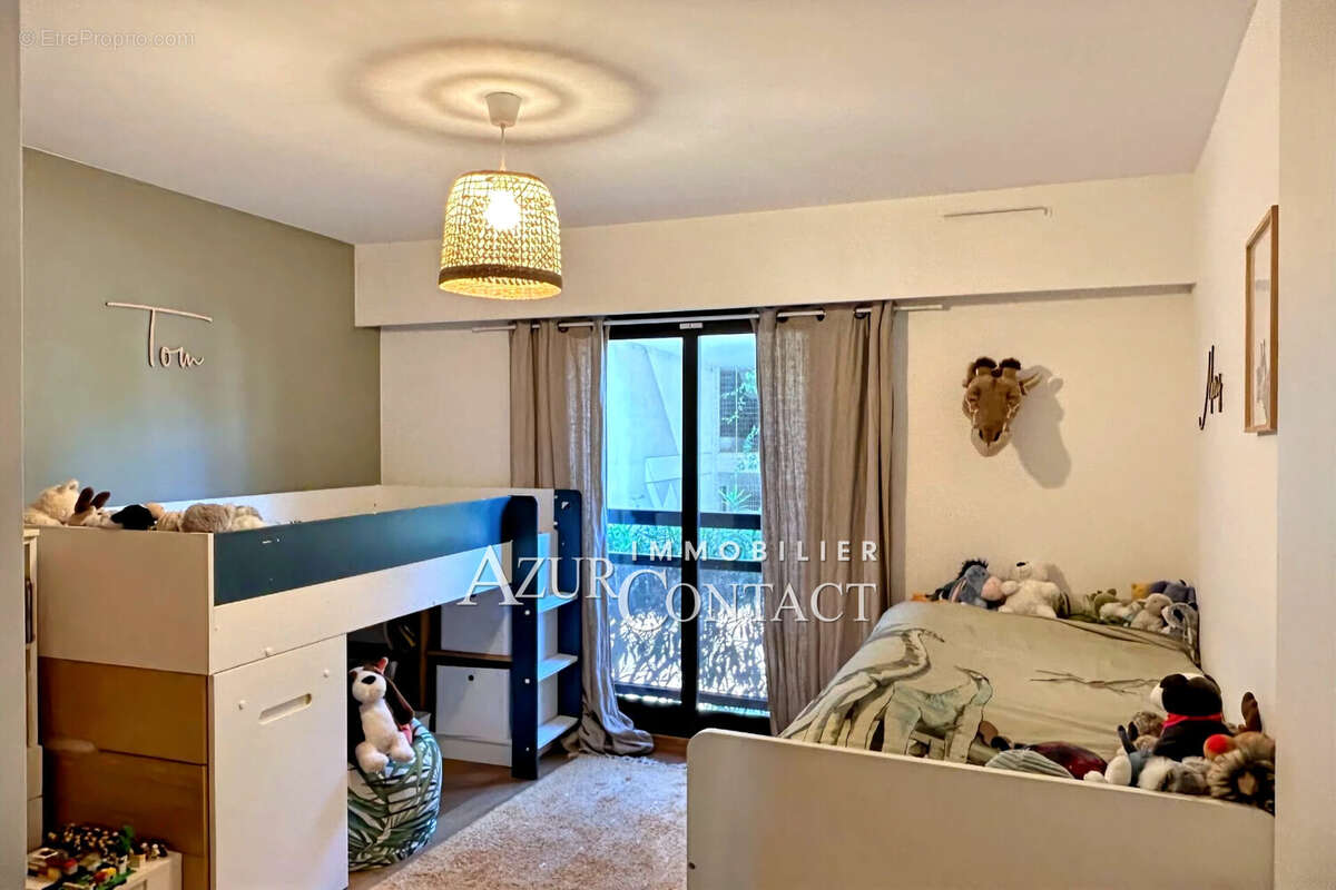 Appartement à MOUGINS