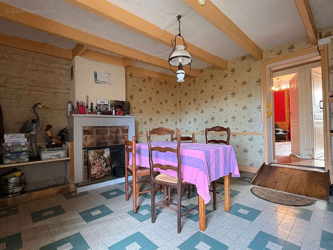 Maison à SURGERES