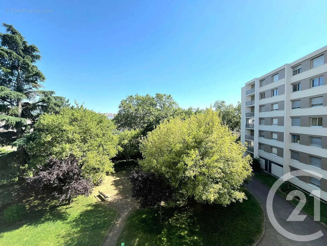 Appartement à VILLEURBANNE