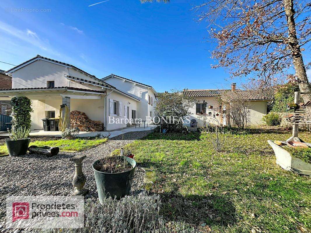 Maison à SAINT-SULPICE