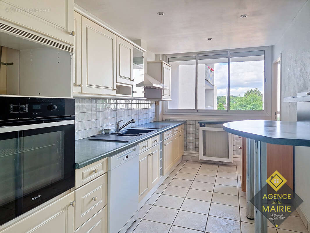 Appartement à QUINCY-SOUS-SENART