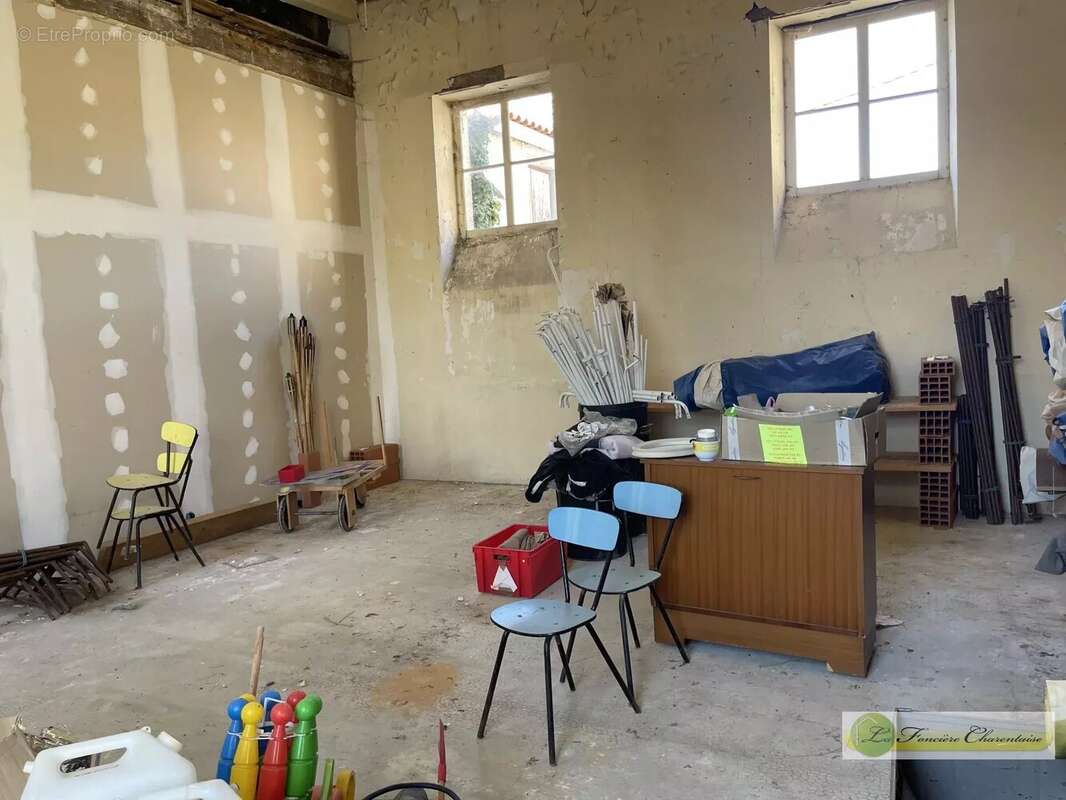 Appartement à Aigre  - photo 30