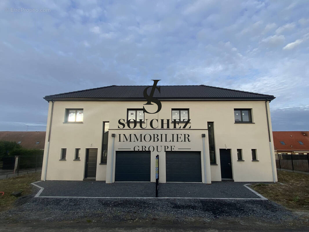 Maison à EVIN-MALMAISON