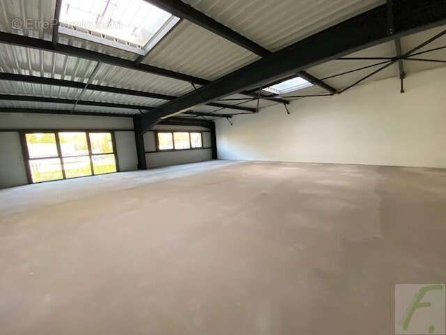 Commerce à SILLINGY