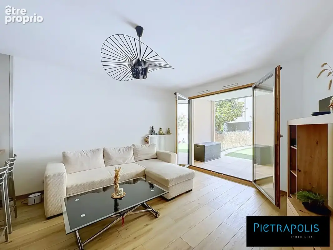 Appartement 43 m² à Neuville-Sur-Saone  - photo 2