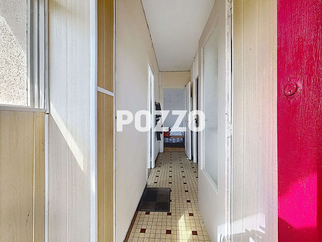 Agon Coutainville maison de type F3 de plain pied avec beau terrain constructible à détacher de 450 m² environ, logement indépen - photo 3