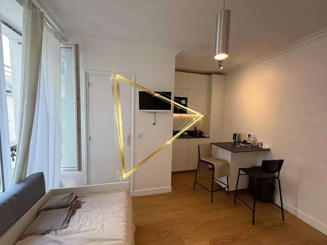 Appartement à PARIS-18E
