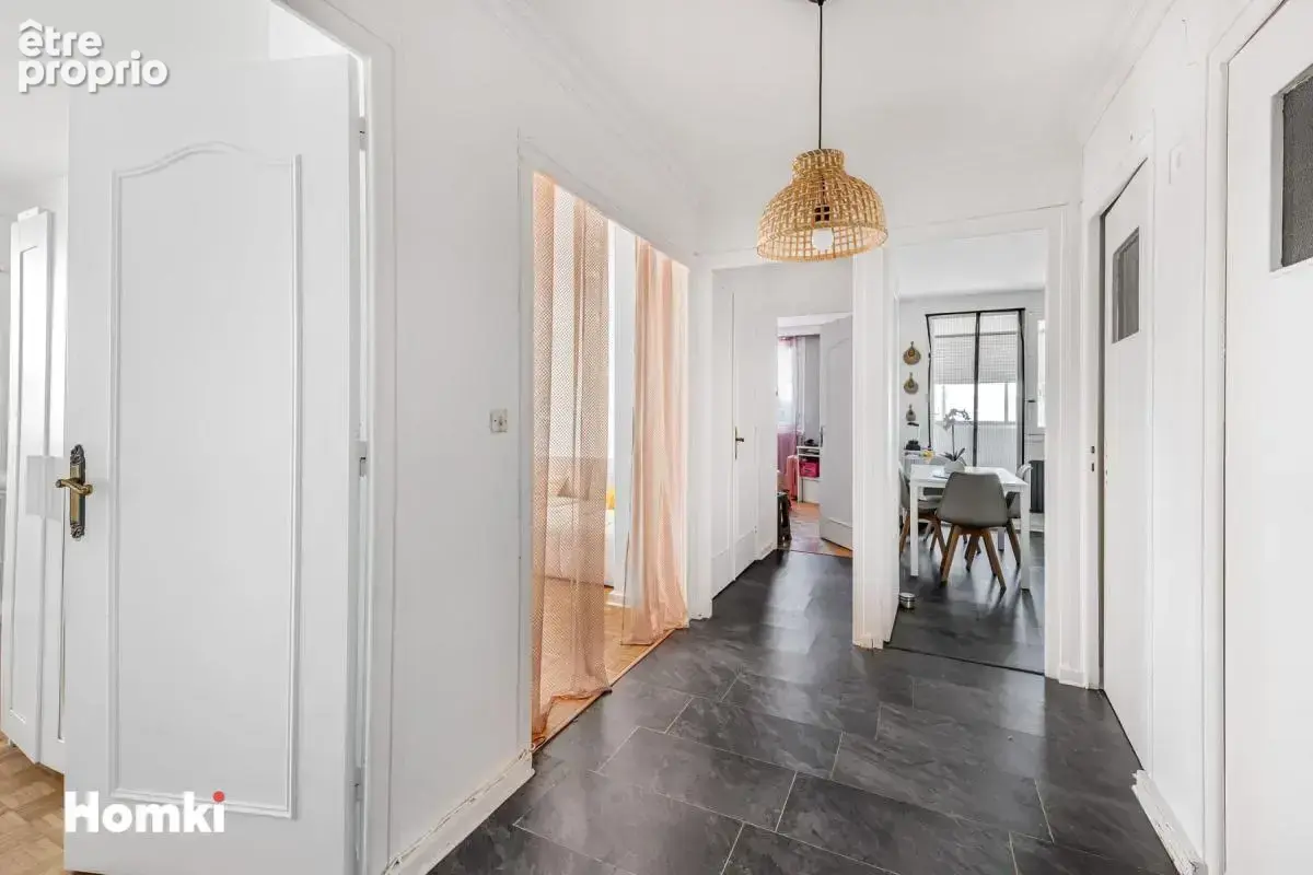 Appartement T4 de 73 m² à Vaulx-en-Velin 69120, Rue de l'Égalité - photo 13