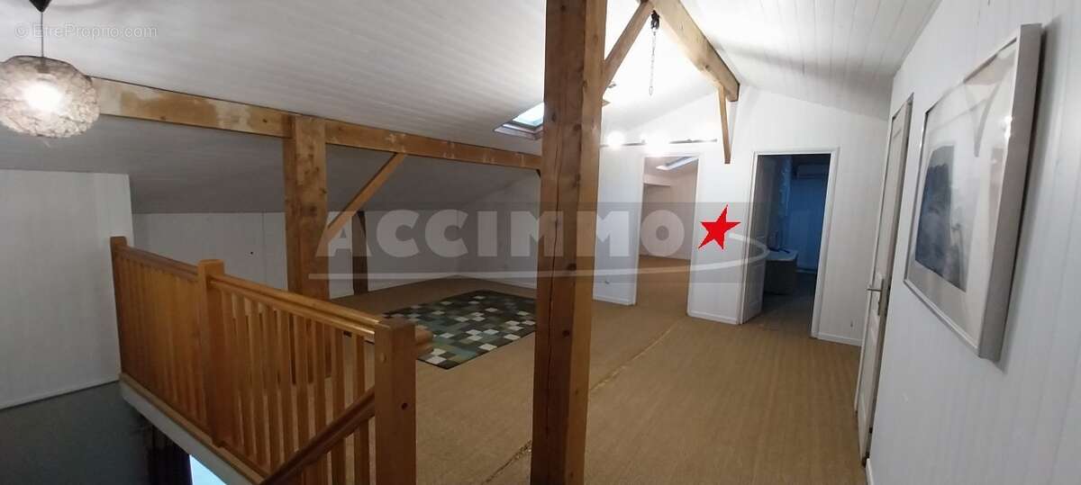 Maison à DREMIL-LAFAGE