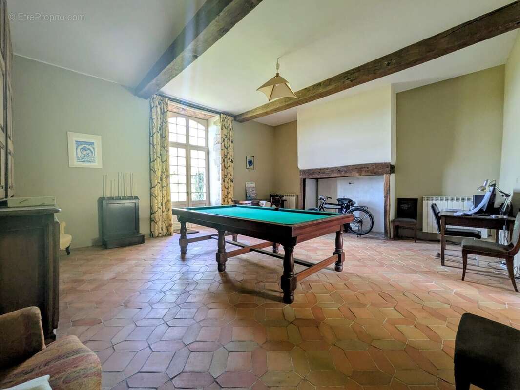 Maison à MIRANDE