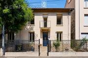 Maison à LYON-8E