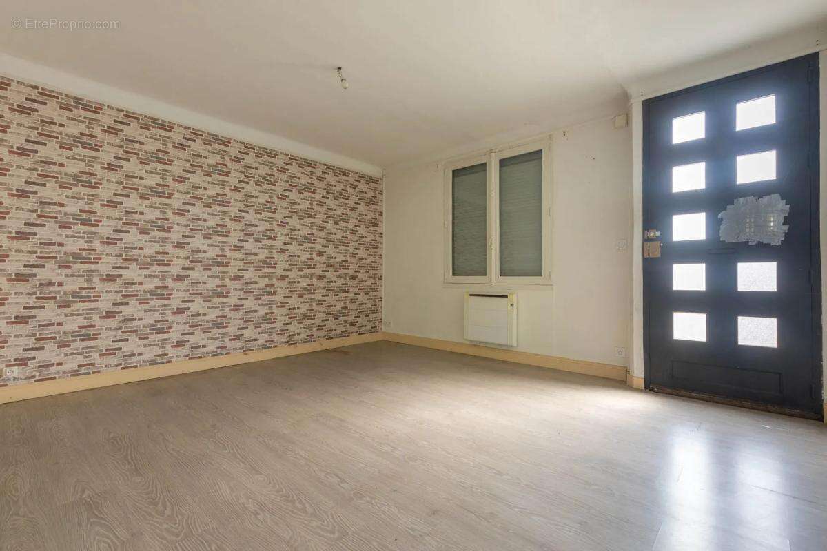 Maison à LA BRUFFIERE