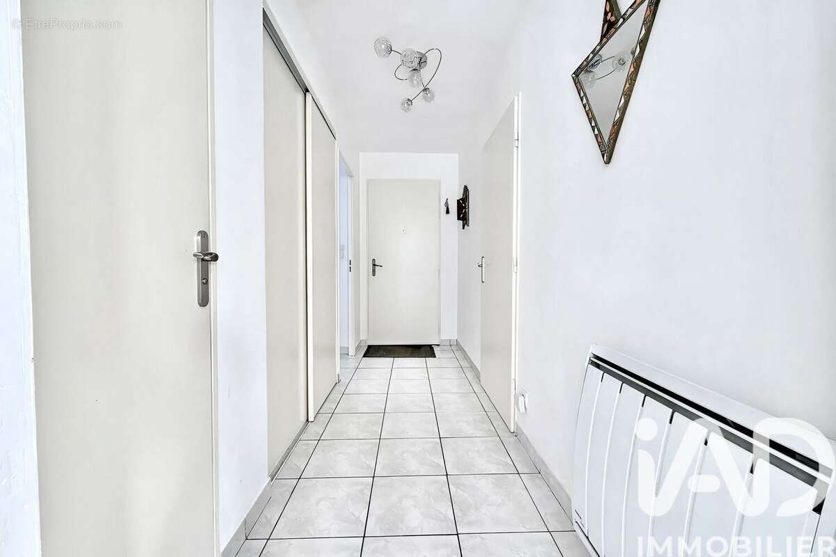 Photo 4 - Maison à BAILLY-ROMAINVILLIERS