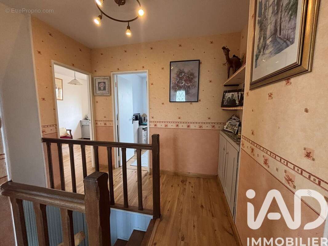 Photo 9 - Maison à SAINT-JULIEN-LES-VILLAS