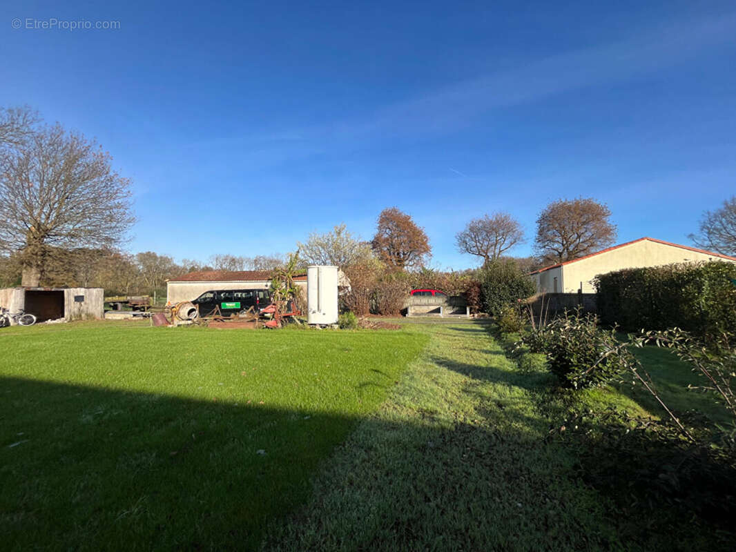 Terrain à HAUTE-GOULAINE